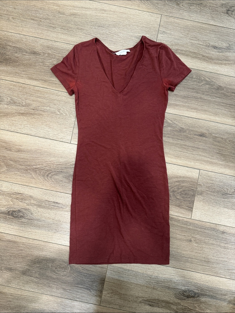 Forever 21 Burgundy V-Neck Short Sleeve Mini Dress